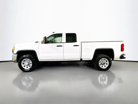 More photos of 2017 GMC Sierra 2500HD at CarLink Fort Myers, FL