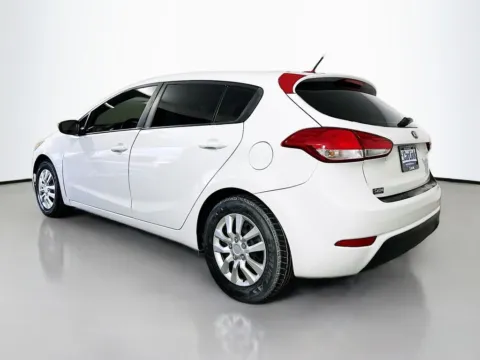 More photos of 2018 Kia Forte5 LX at CarLink Fort Myers, FL