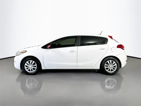 More photos of 2018 Kia Forte5 LX at CarLink Fort Myers, FL