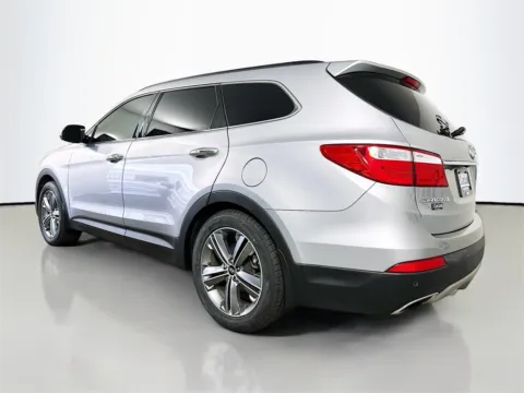 More photos of 2016 Hyundai Santa Fe Limited at CarLink Fort Myers, FL