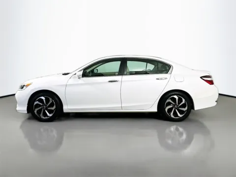 More photos of 2016 Honda Accord EX-L at CarLink Fort Myers, FL