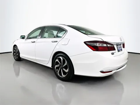 More photos of 2016 Honda Accord EX-L at CarLink Fort Myers, FL