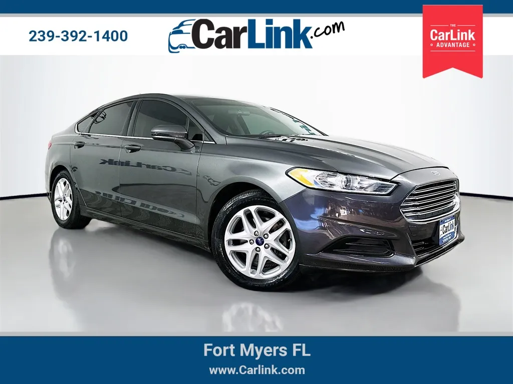 Gray 2016 Ford Fusion SE for sale in Fort Myers, FL