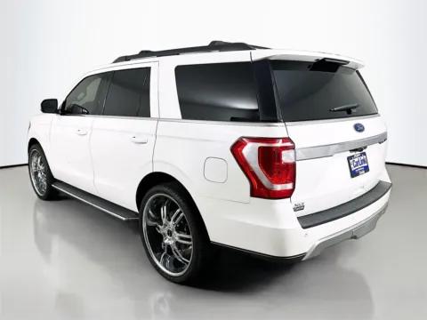 More photos of 2020 Ford Expedition XLT at CarLink Fort Myers, FL