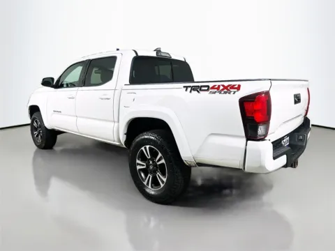 More photos of 2019 Toyota Tacoma TRD Sport at CarLink Fort Myers, FL