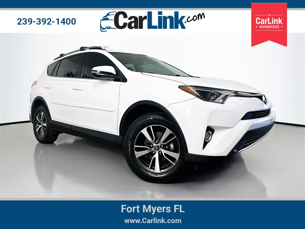 White 2017 Toyota RAV4 XLE for sale in Fort Myers, FL