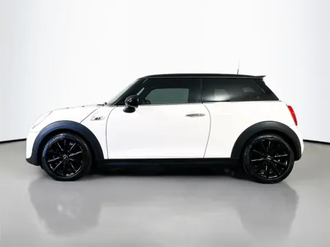 More photos of 2015 MINI Cooper S at CarLink Fort Myers, FL