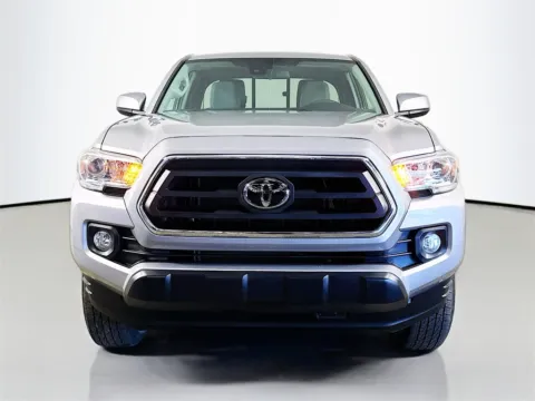 Photos of 2020 Toyota Tacoma SR5 for sale in Fort Myers, FL at CarLink Fort Myers