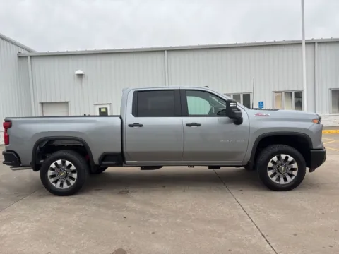 More photos of 2026 Chevrolet Silverado 2500HD Custom at Gregg Young Chevrolet GMC of Columbus, NE