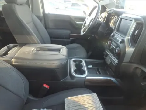 More photos of 2021 Chevrolet Silverado 1500 LT Trail Boss at Gregg Young Chevrolet GMC of Columbus, NE