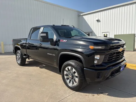 More photos of 2026 Chevrolet Silverado 2500HD Custom at Gregg Young Chevrolet GMC of Columbus, NE