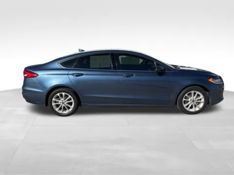 More photos of 2019 Ford Fusion SE at Gregg Young Chevrolet GMC of Columbus, NE