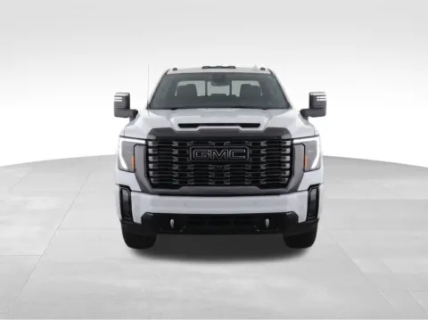 More photos of 2024 GMC Sierra 2500HD Denali Ultimate at Gregg Young Chevrolet GMC of Columbus, NE