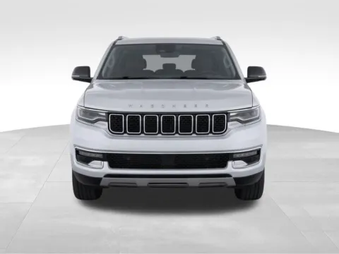 More photos of 2023 Jeep Wagoneer Series III at Gregg Young Chevrolet GMC of Columbus, NE