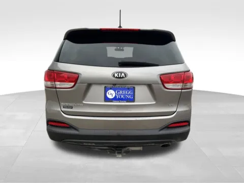 More photos of 2018 Kia Sorento LX at Gregg Young Chevrolet GMC of Columbus, NE