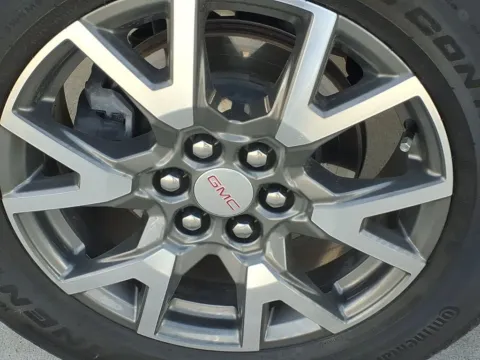 More photos of 2022 GMC Acadia SLE at Gregg Young Chevrolet GMC of Columbus, NE