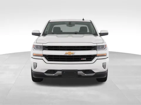 More photos of 2017 Chevrolet Silverado 1500 LT at Gregg Young Chevrolet GMC of Columbus, NE