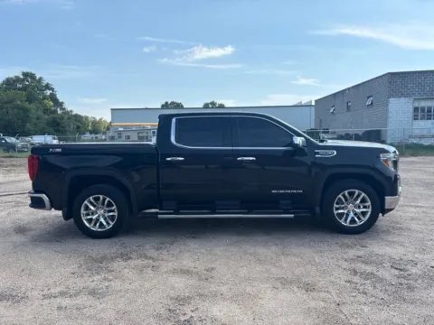 More photos of 2019 GMC Sierra 1500 SLT at Gregg Young Chevrolet GMC of Columbus, NE