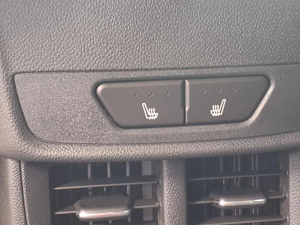 2026 Gmc Terrain AT4 photo 4