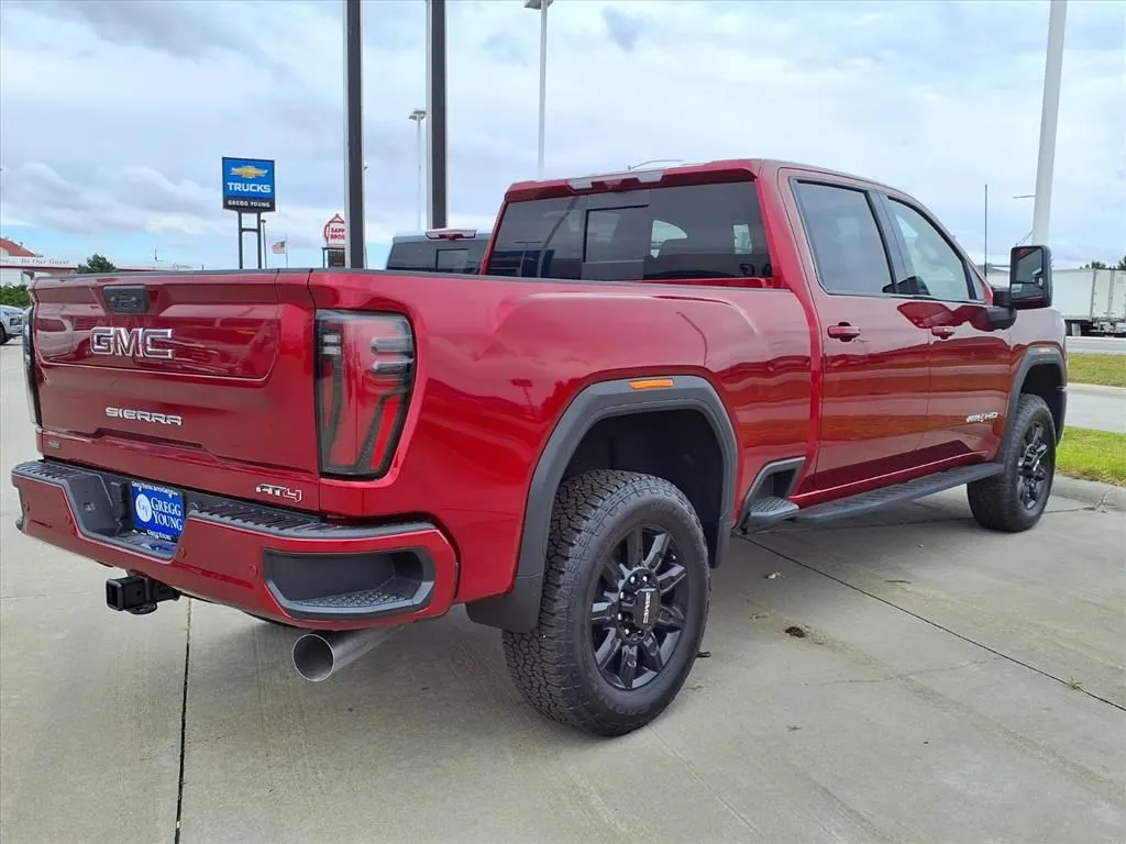 2026 Gmc Sierra 2500 HD AT4 photo 2