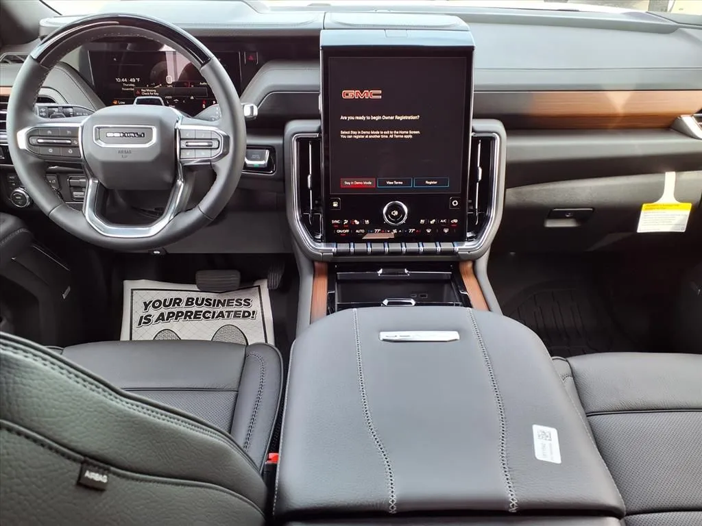 2026 Gmc Yukon XL Denali photo 4