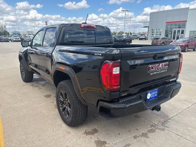 2025 Gmc Canyon Elevation photo 3