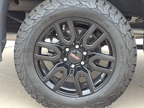 More photos of 2025 GMC Sierra 1500 Elevation at Gregg Young Chevrolet GMC of Columbus, NE