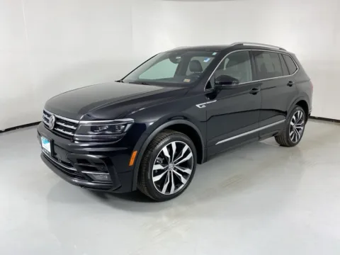 Another view of 2021 Volkswagen Tiguan 2.0T SEL Premium R-Line for sale in Blue Springs, MO at MAG Auto - Munsterman Automotive Group