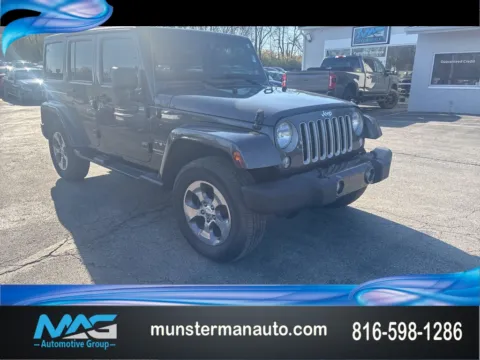 Gray 2018 Jeep Wrangler JK Unlimited Sahara for sale in Blue Springs, MO
