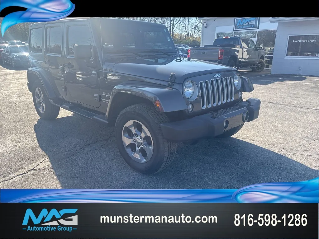 Gray 2018 Jeep Wrangler JK Unlimited Sahara for sale in Blue Springs, MO