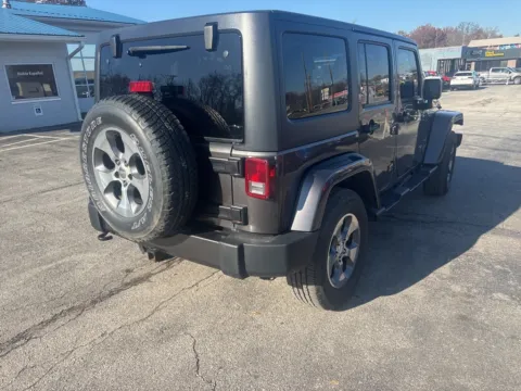 More photos of 2018 Jeep Wrangler JK Unlimited Sahara at MAG Auto - Munsterman Automotive Group, MO