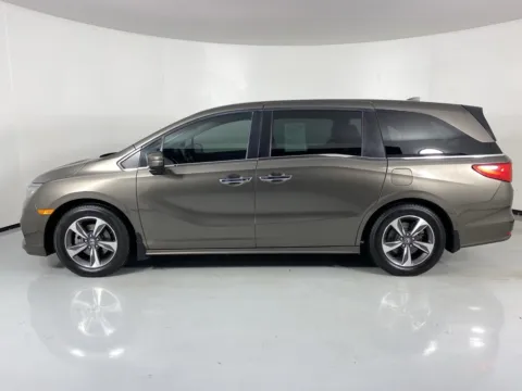 More photos of 2019 Honda Odyssey Touring at MAG Auto - Munsterman Automotive Group, MO