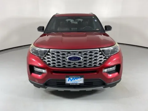 Photos of 2020 Ford Explorer Platinum for sale in Blue Springs, MO at MAG Auto - Munsterman Automotive Group