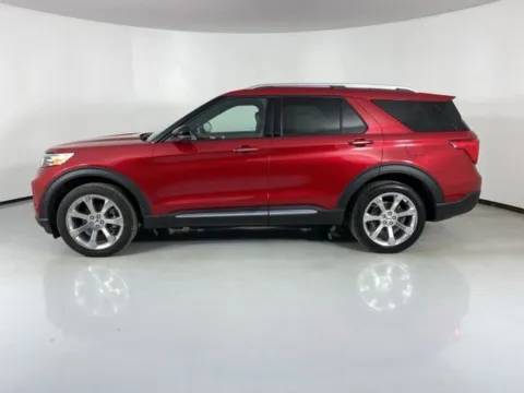 More photos of 2020 Ford Explorer Platinum at MAG Auto - Munsterman Automotive Group, MO