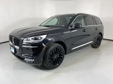 Another view of 2021 Lincoln Aviator Reserve for sale in Blue Springs, MO at MAG Auto - Munsterman Automotive Group