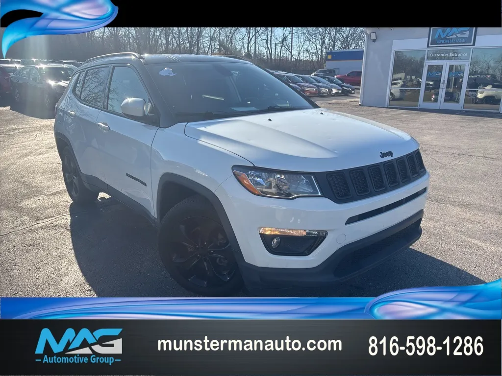 White 2019 Jeep Compass Altitude for sale in Blue Springs, MO