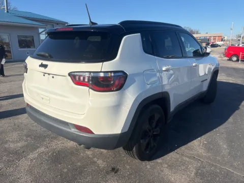 More photos of 2019 Jeep Compass Altitude at MAG Auto - Munsterman Automotive Group, MO