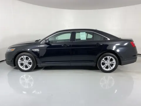 More photos of 2018 Ford Taurus SEL at MAG Auto - Munsterman Automotive Group, MO