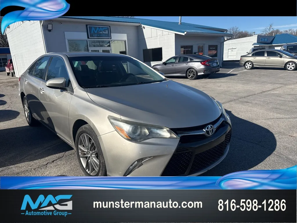 2015 Toyota Camry LE for sale in Blue Springs, MO