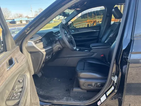 More photos of 2024 Jeep Grand Cherokee L Limited at MAG Auto - Munsterman Automotive Group, MO