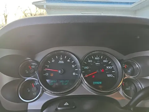 More photos of 2011 GMC Sierra 1500 SLE at MAG Auto - Munsterman Automotive Group, MO