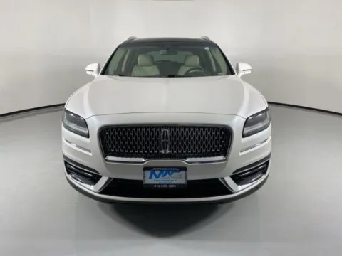 Photos of 2019 Lincoln Nautilus Reserve for sale in Blue Springs, MO at MAG Auto - Munsterman Automotive Group