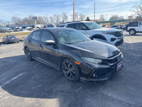 More photos of 2018 Honda Civic Sport Touring at MAG Auto - Munsterman Automotive Group, MO
