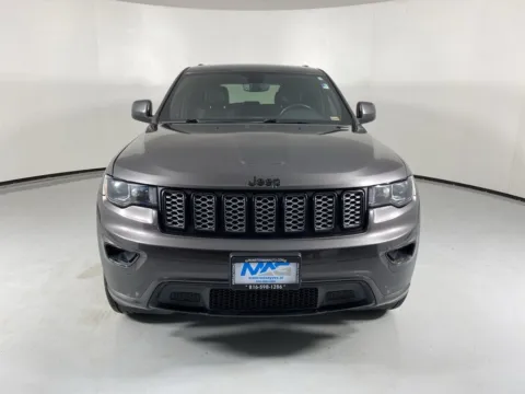 Photos of 2019 Jeep Grand Cherokee Altitude for sale in Blue Springs, MO at MAG Auto - Munsterman Automotive Group