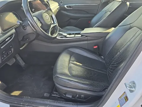 More photos of 2020 Hyundai Sonata Limited at MAG Auto - Munsterman Automotive Group, MO