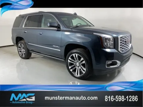 Blue 2019 GMC Yukon Denali for sale in Blue Springs, MO