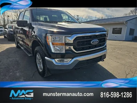Black 2022 Ford F-150 XLT for sale in Blue Springs, MO