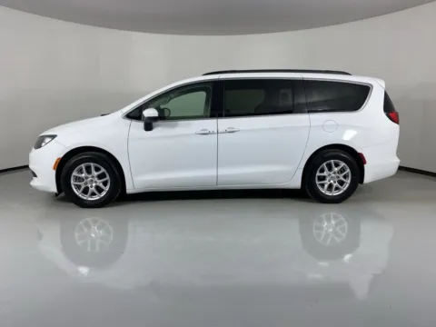 More photos of 2020 Chrysler Voyager LXI at MAG Auto - Munsterman Automotive Group, MO