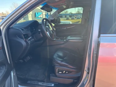 More photos of 2016 Cadillac Escalade Luxury at MAG Auto - Munsterman Automotive Group, MO