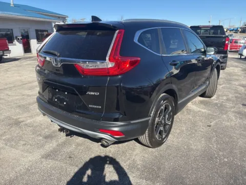 More photos of 2019 Honda CR-V Touring at MAG Auto - Munsterman Automotive Group, MO